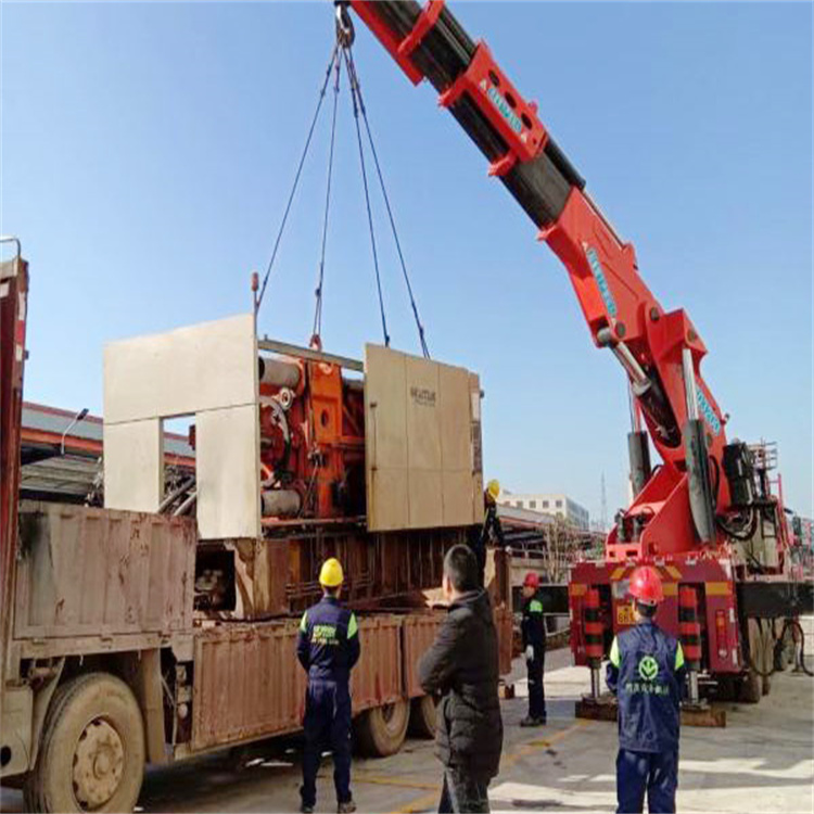 小金折臂随车吊出租