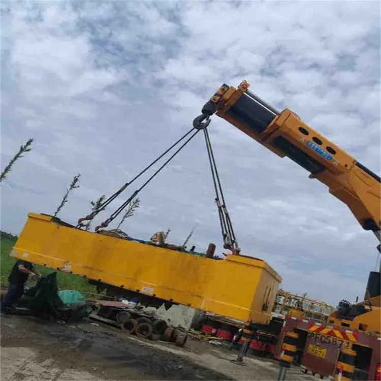 小金随车吊吊集装箱怎么吊